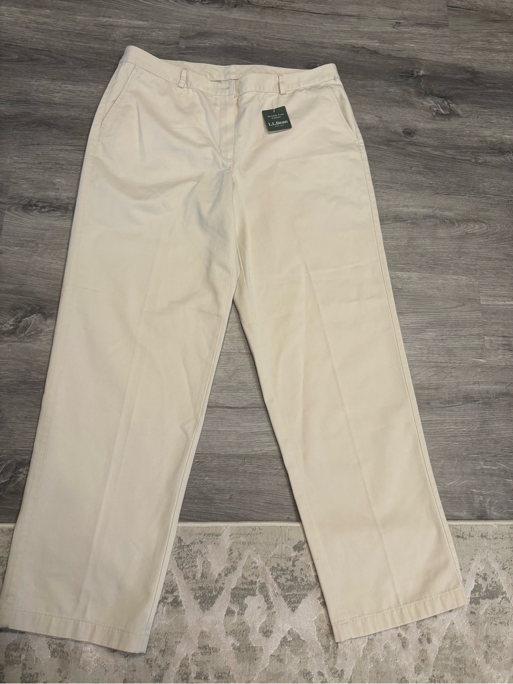 L.L. Bean Straight-Leg Chinos in Cream size 16